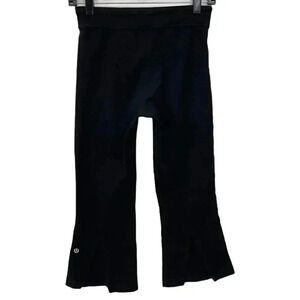 Lululemon Gather & Crow Crop Size 4 Back Slit Waistband Pull On Yoga Pants